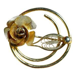 Sarah Coventry Promise Rose Circle Brooch Gold Tone